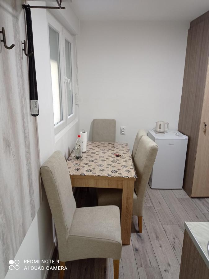 7 Days Premium Apartment 2 Subotica Eksteriør bilde