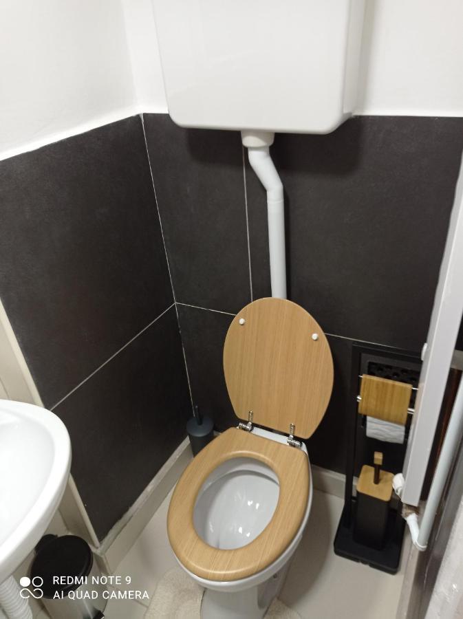 7 Days Premium Apartment 2 Subotica Eksteriør bilde